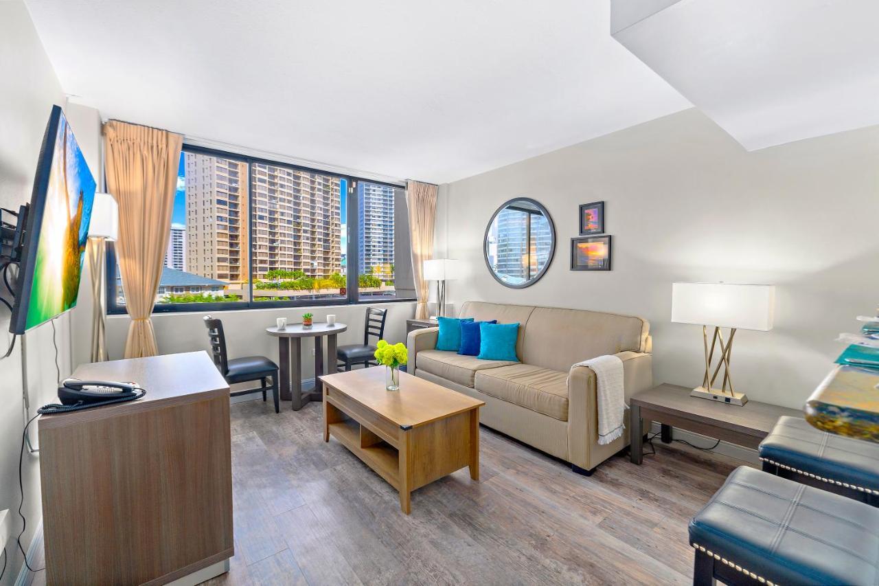 Renovated With City View At Aqua Palms Waikiki Honolulu Exterior foto